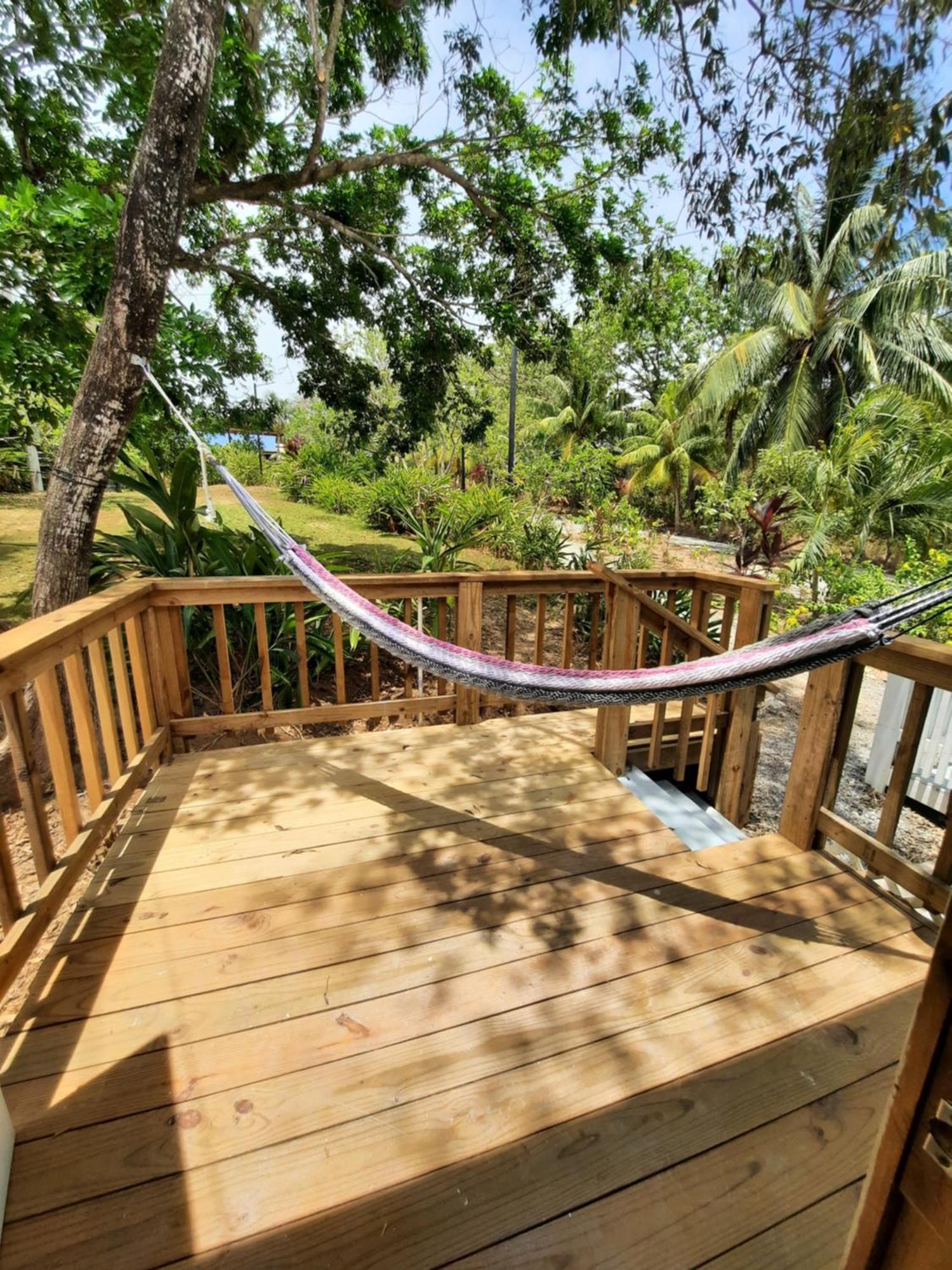Guava Grove Resort & Villas Sandy Bay Buitenkant foto