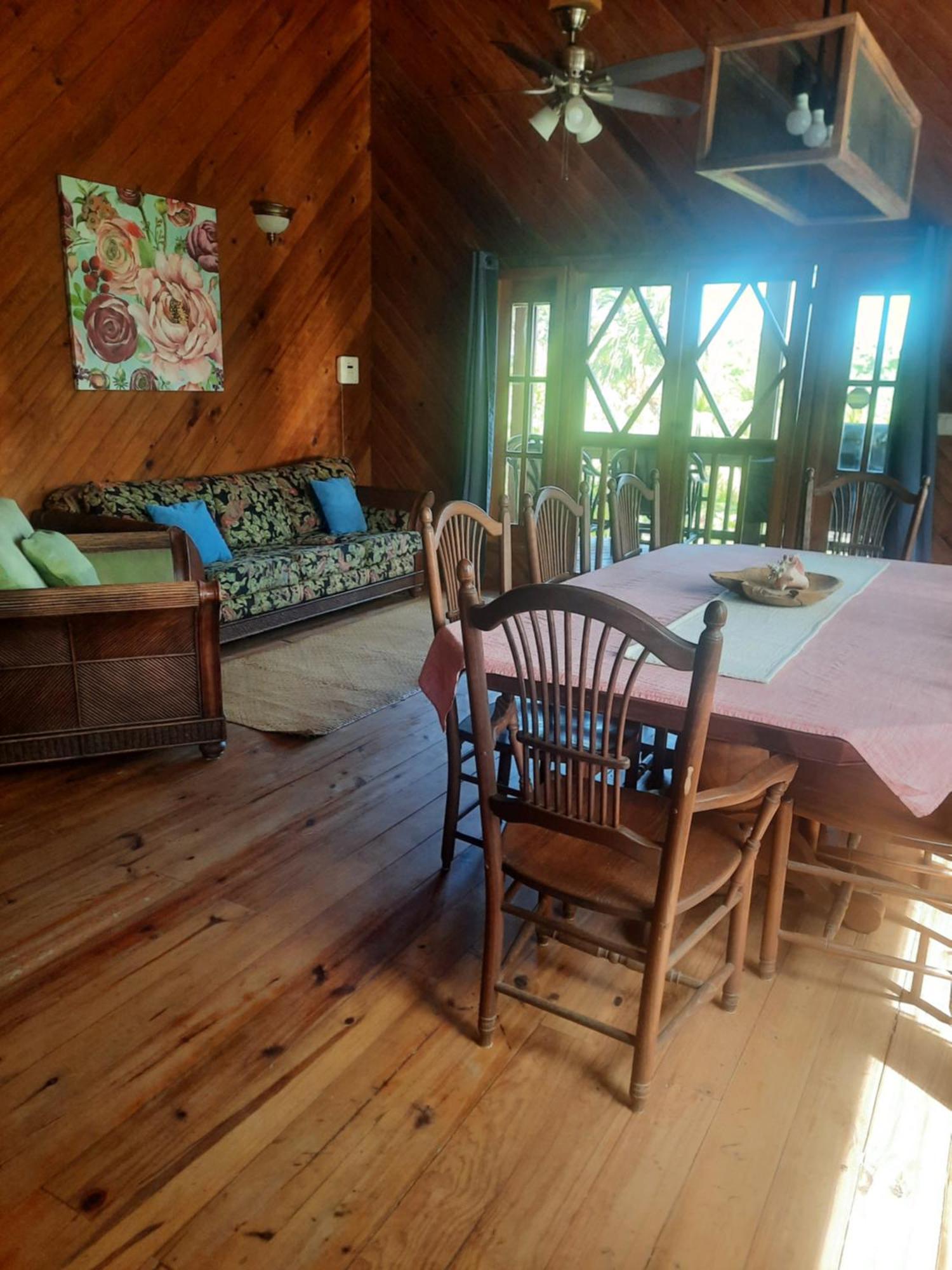 Guava Grove Resort & Villas Sandy Bay Buitenkant foto