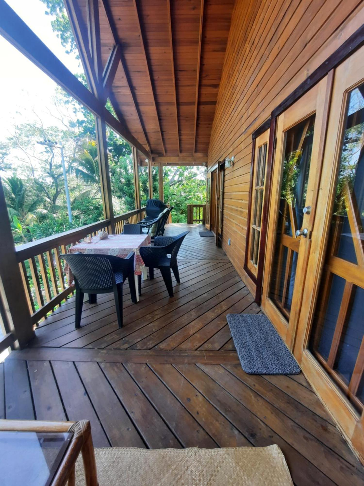 Guava Grove Resort & Villas Sandy Bay Buitenkant foto